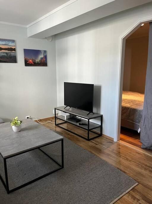Cozy Ground Floor Apartment Tromsø Exteriör bild